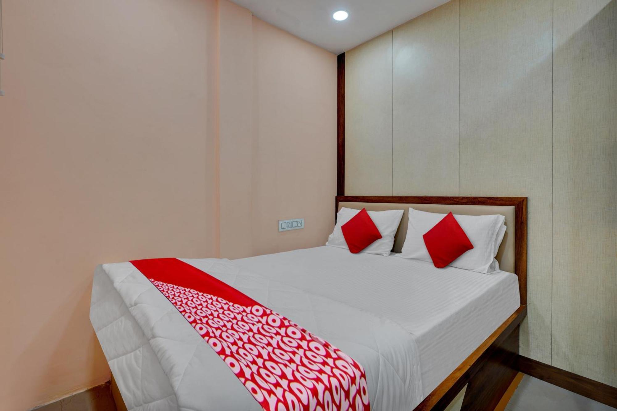 Oyo Flagship Rich Inn Premium Suites Near Nagasandra Metro Station. Bangalore Exteriör bild