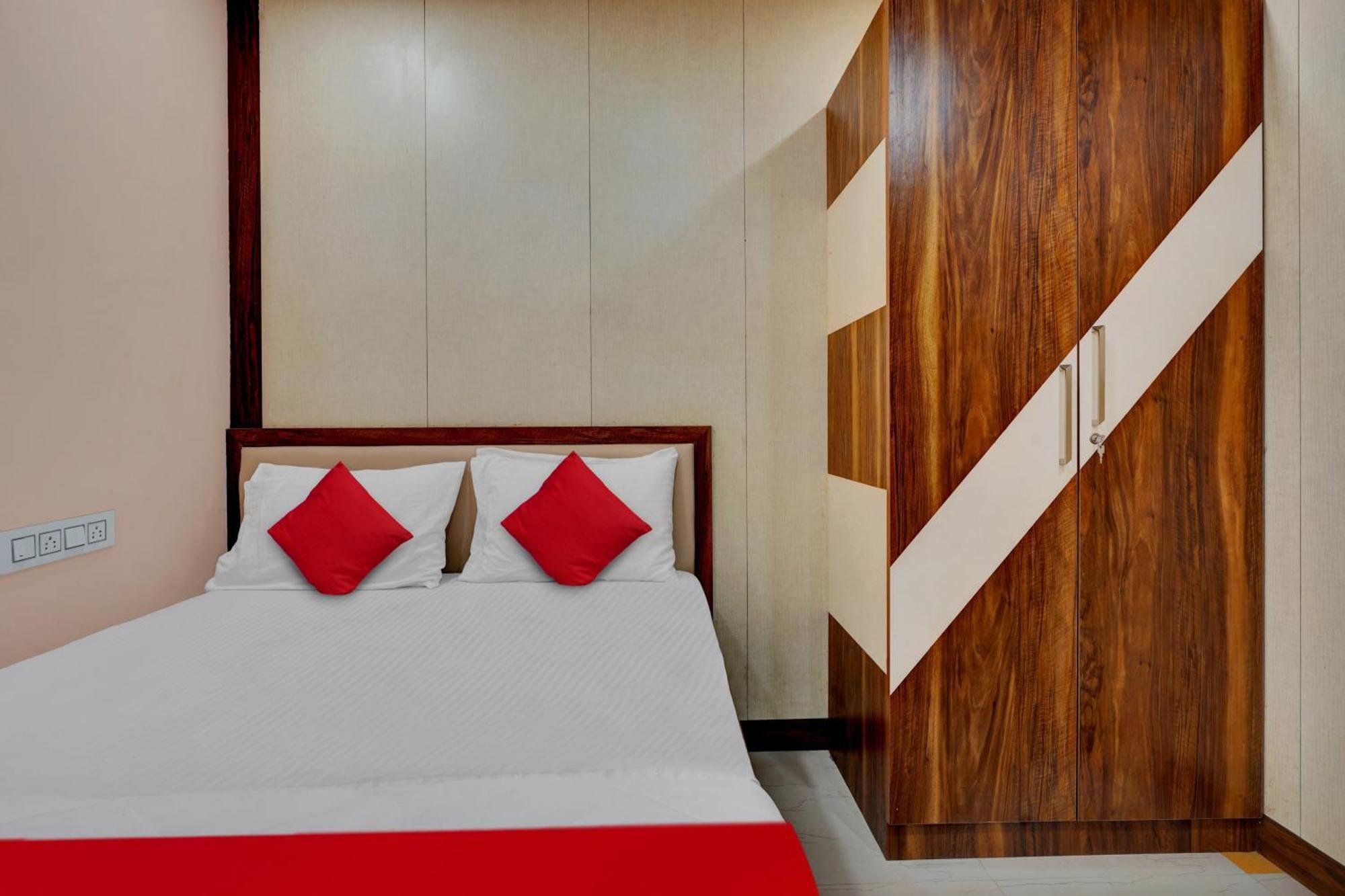 Oyo Flagship Rich Inn Premium Suites Near Nagasandra Metro Station. Bangalore Exteriör bild